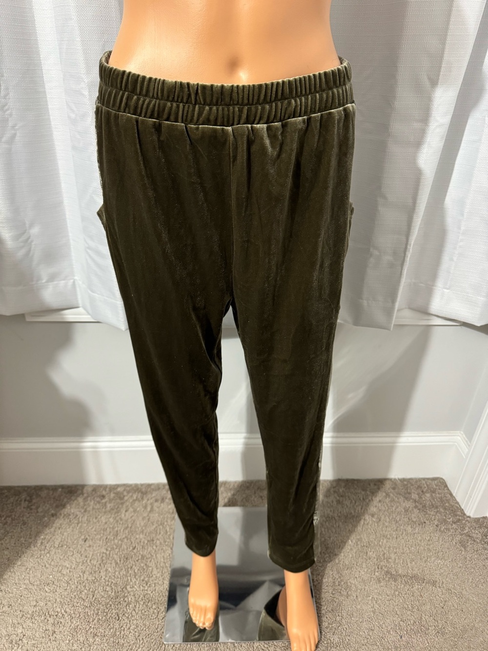 Cool Easel size L olive green velour pull on joggers pants pockets new